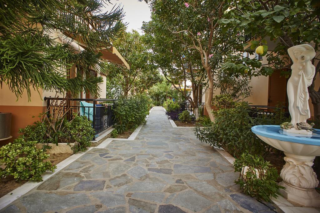 קוקארי Christinantzela Apartments מראה חיצוני תמונה