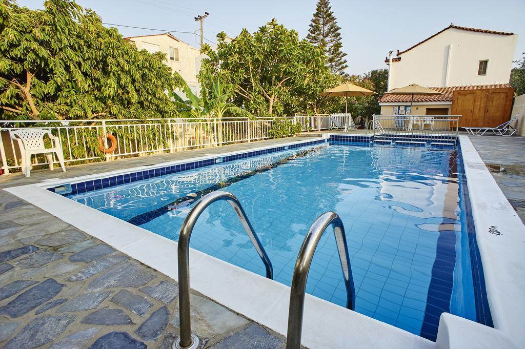 קוקארי Christinantzela Apartments מראה חיצוני תמונה