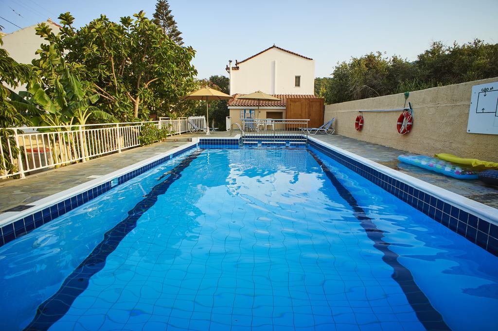 קוקארי Christinantzela Apartments מראה חיצוני תמונה