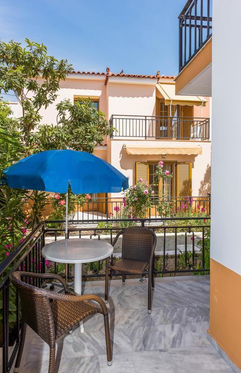 קוקארי Christinantzela Apartments מראה חיצוני תמונה