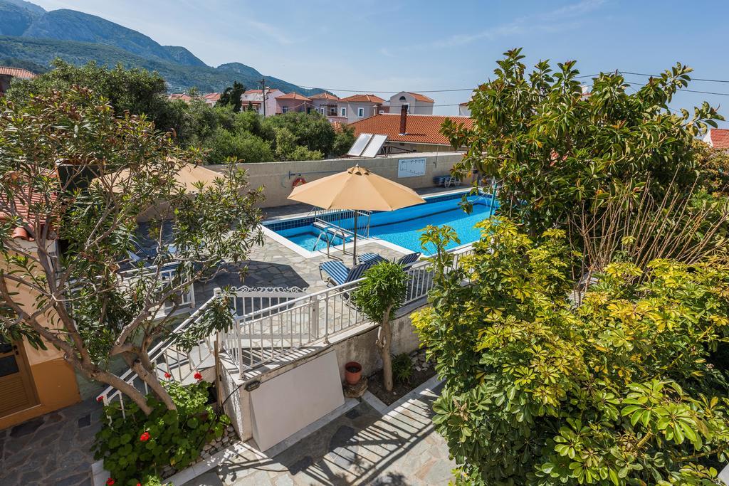 קוקארי Christinantzela Apartments מראה חיצוני תמונה